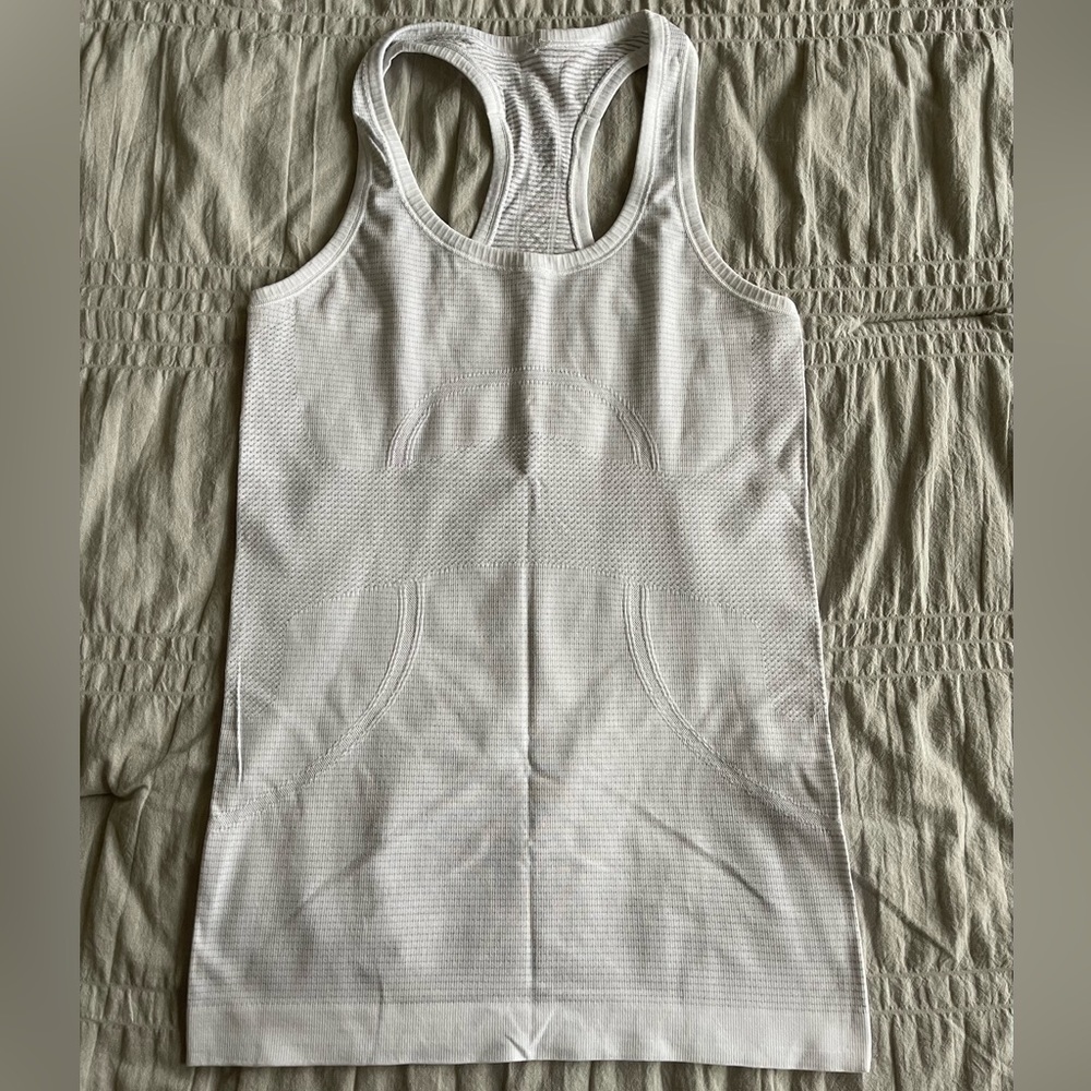 LuLuLemon Swiftly Tech Tank